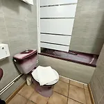 Escal מלון 2*