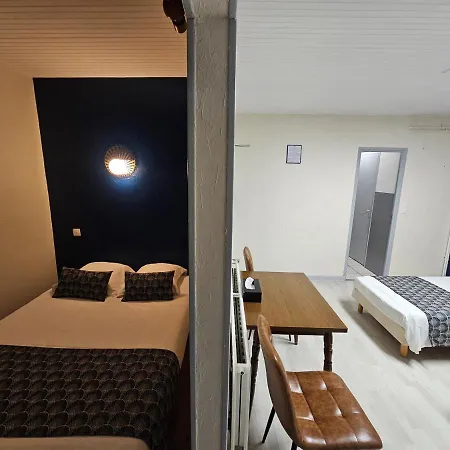 Escal Hotel 2*