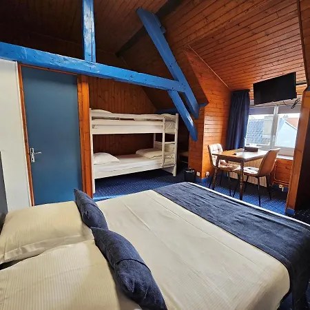 Escal Hotel