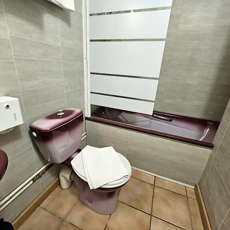 Escal Hotel 2*