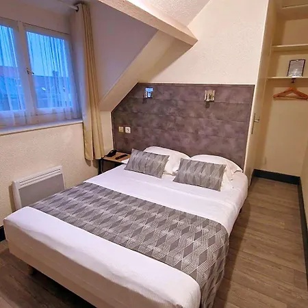 Hotel Escal 2*