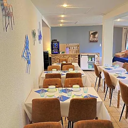 Escal Hotel 2*